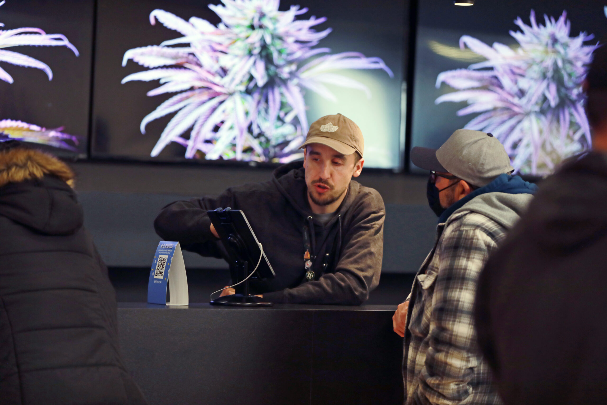 New Jersey Adult-Use Sale Of Marijuana Hit $100 Million For First Time In Latest Quarter!